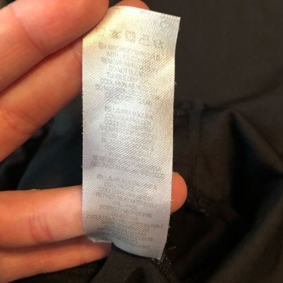 3 for $30! Nicole Miller black Capri leggings‎ - Picture 5 of 11